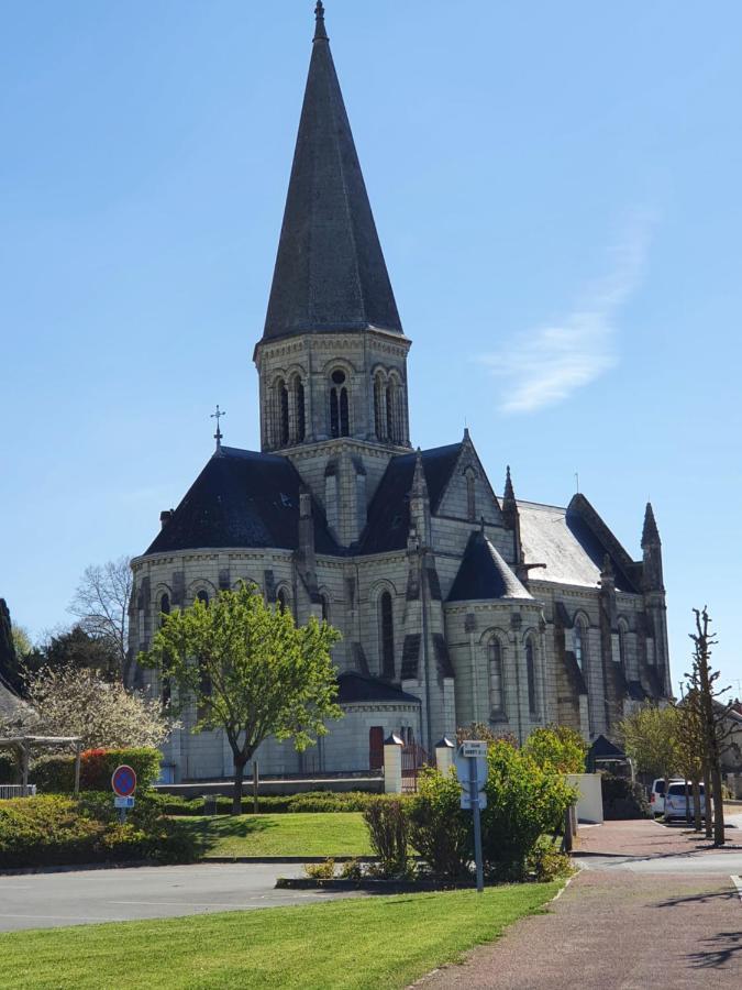 Le Gite Du Puits Aubert Breze ภายนอก รูปภาพ